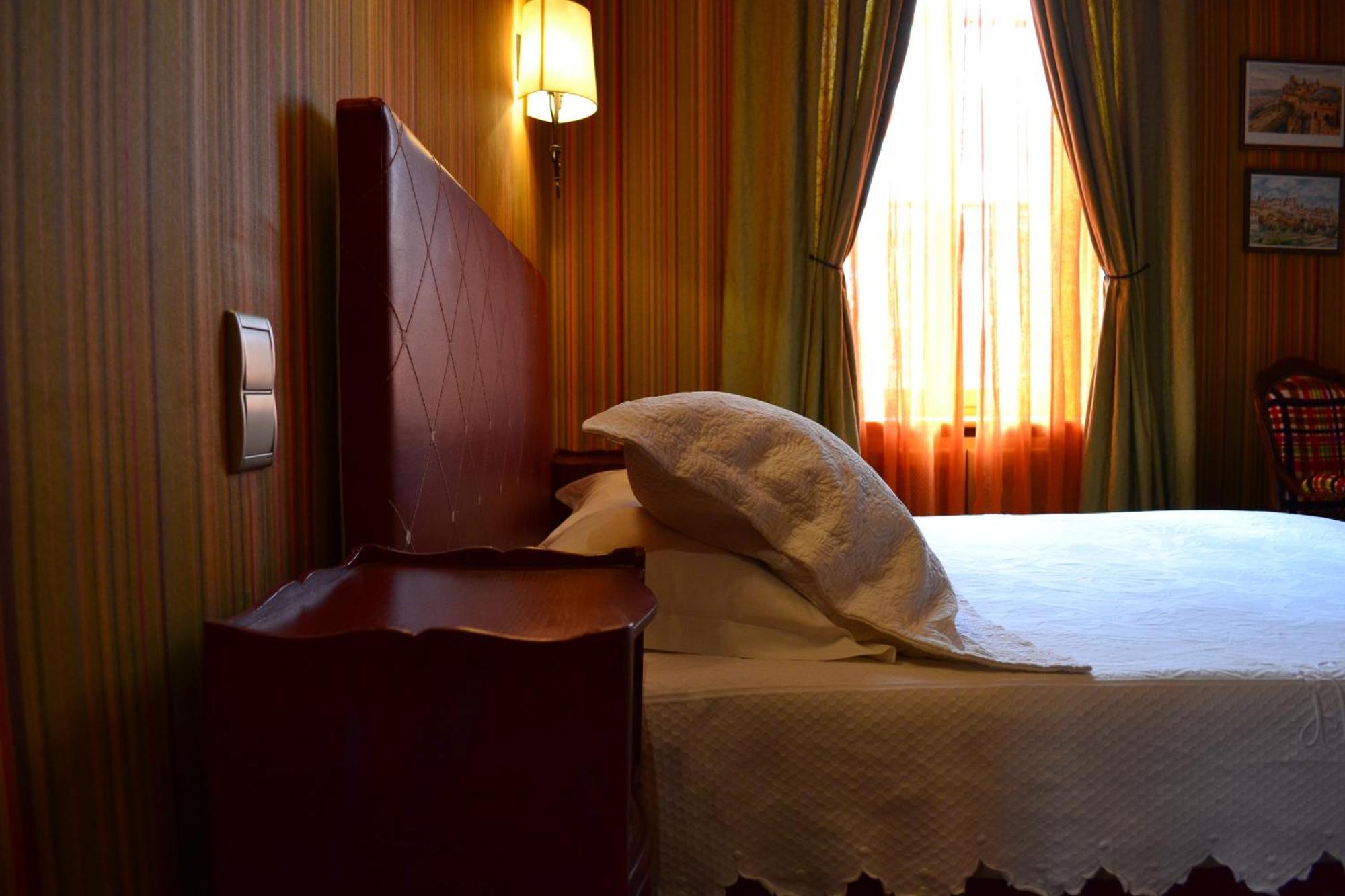 Demeure Saint Louis Historic Manor, City 700M, Parking,A C,Clim,Wifi, Heated Pool, City View Carcassonne Luaran gambar